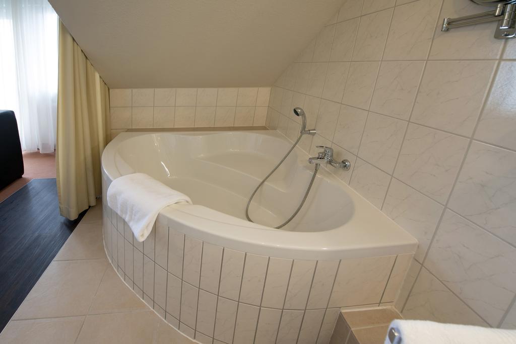 Hotel Vinum Integrationshotel 3*